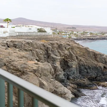 House In Near Playa Del Pirata Дом отдыха *